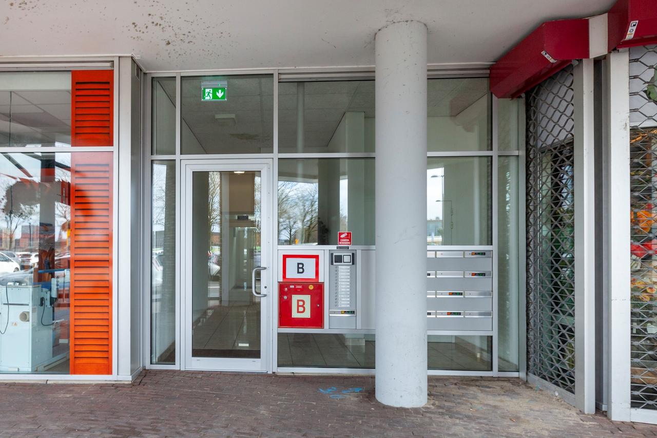 105 m² apartment with west-facing balcony in Woerden - Image 14