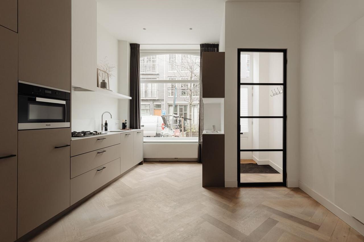 140 m² apartment with garden in De Pijp - Image 3