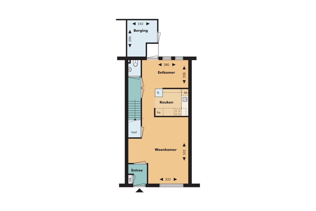 House with 3 Bedrooms and Garden - Image 2
