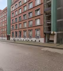 99 m² apartment with balcony in Céramique