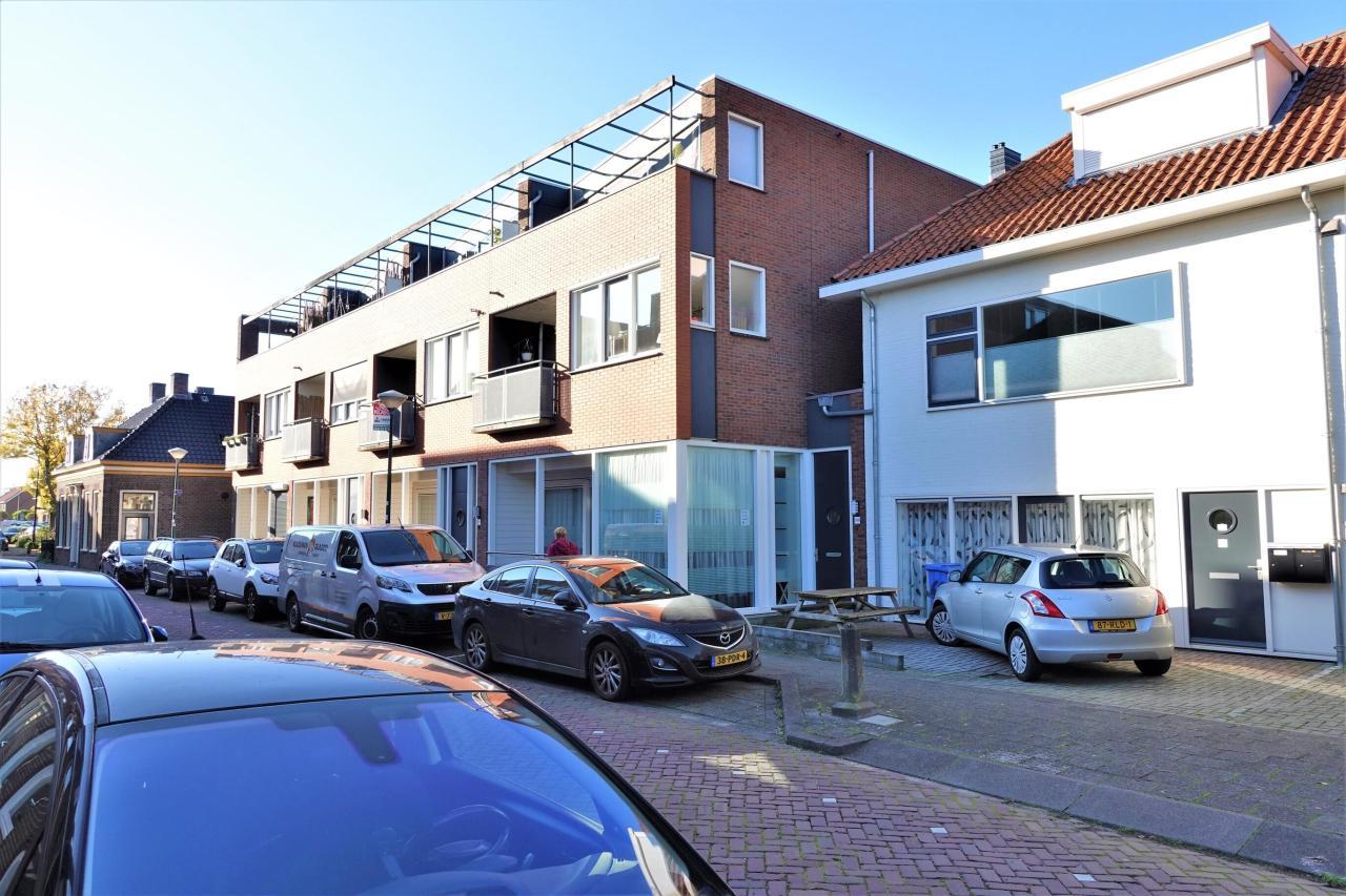 Two-bedroom apartment with balcony in Woerden - Image 1