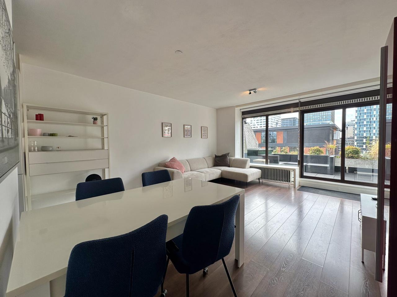 Gemeubileerd appartement met terras in Utrecht - Afbeelding 4