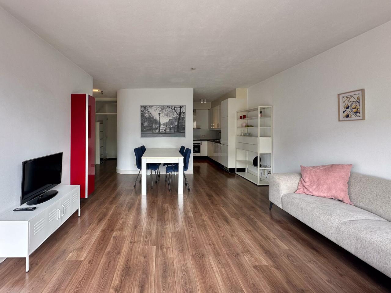 Gemeubileerd appartement met terras in Utrecht - Afbeelding 6