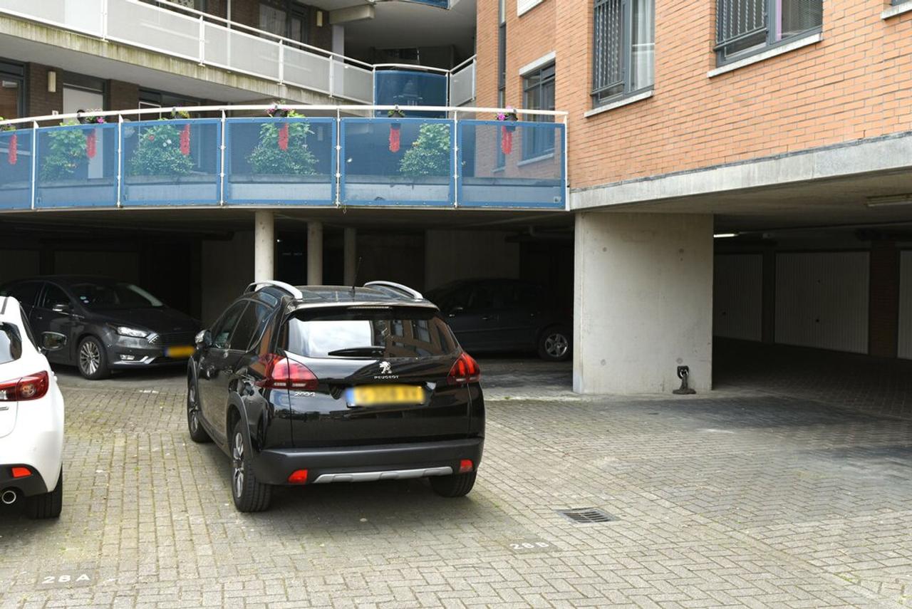 87 m² Apartment with Lift and Parking Space - Image 10