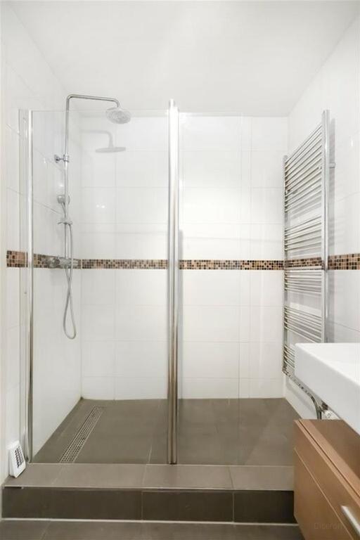 Gemeubileerd 2-kamerappartement van 80 m² - Afbeelding 10