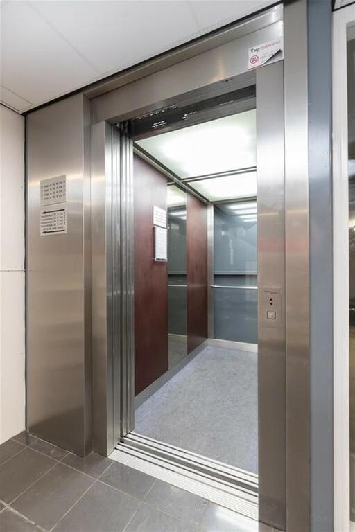 Gemeubileerd 2-kamerappartement van 80 m² - Afbeelding 15