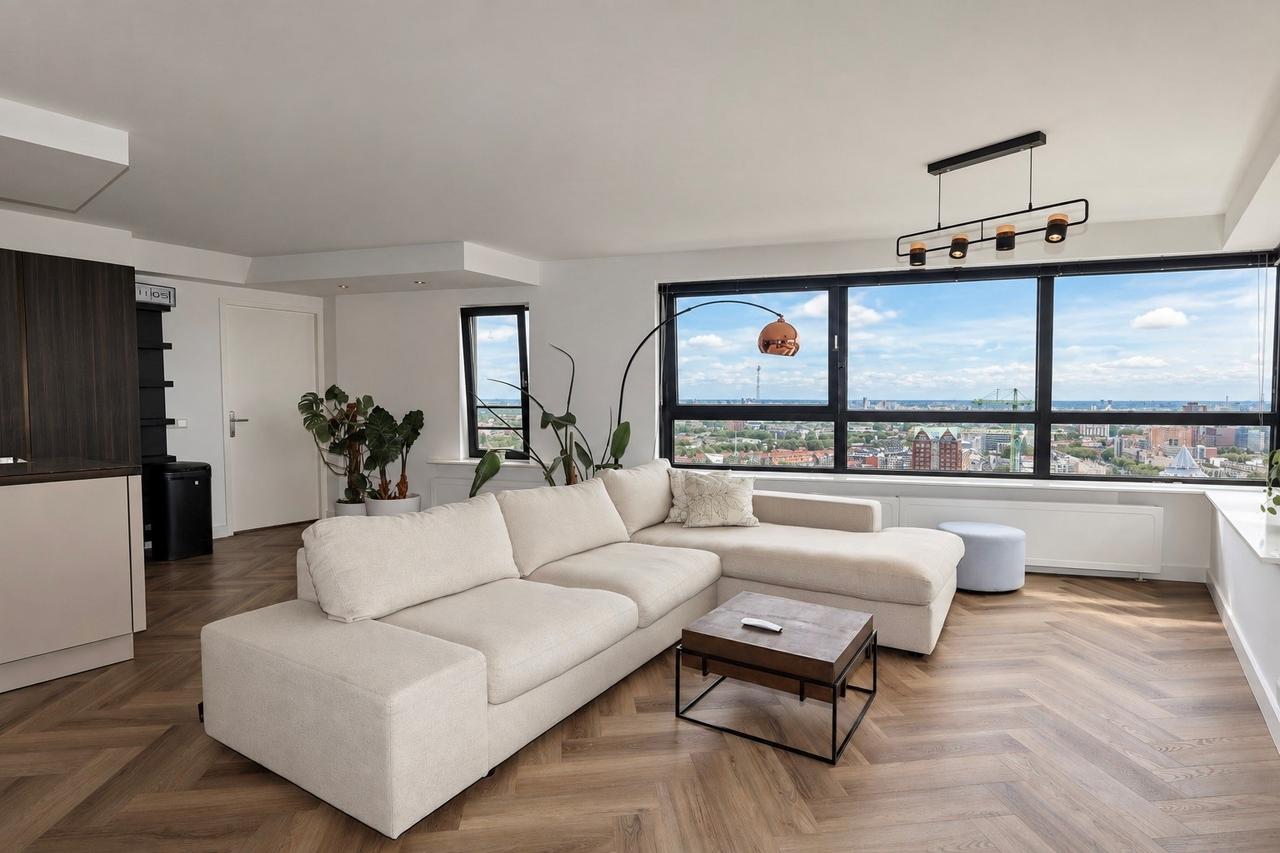 Gemeubileerd 4-kamerappartement op 32e verdieping - Afbeelding 2