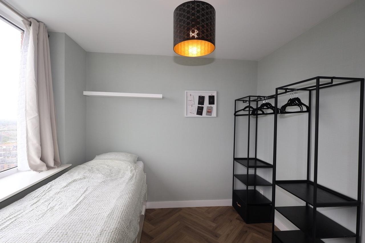 Gemeubileerd 4-kamerappartement op 32e verdieping - Afbeelding 12