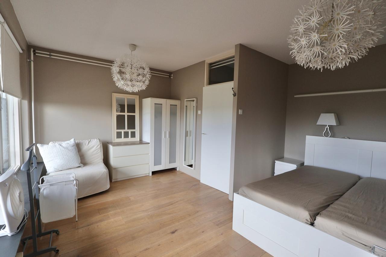 104 m² appartement met zonnig balkon - Afbeelding 8