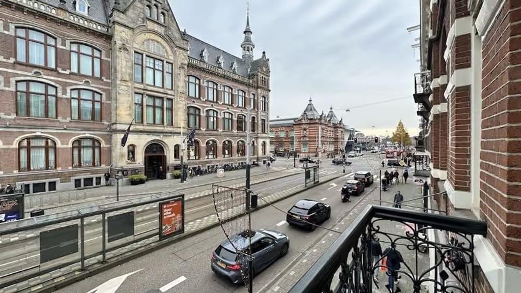 Gemeubileerd 2-kamerappartement met balkons - Afbeelding 3