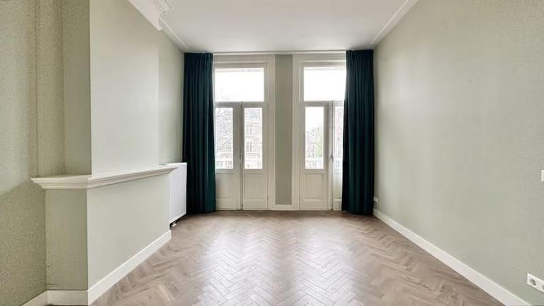 Gemeubileerd 2-kamerappartement met balkons - Afbeelding 5