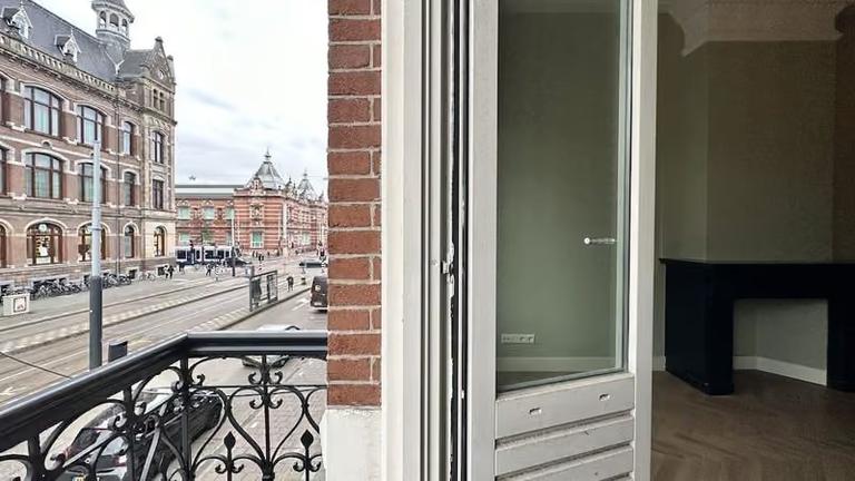 Gemeubileerd 2-kamerappartement met balkons - Afbeelding 10