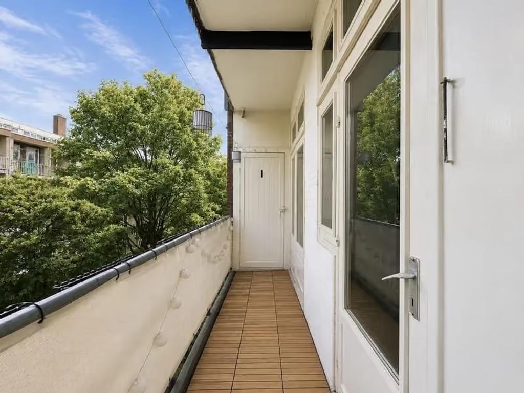 Gemeubileerd 3-kamerappartement bij Rembrandtpark - Afbeelding 2