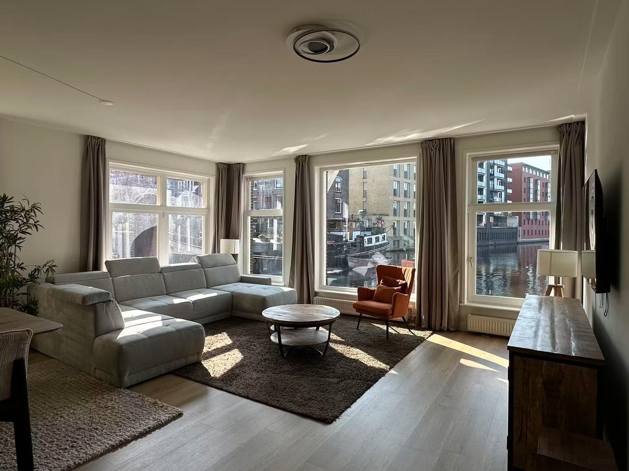 Gemeubileerd 2-slaapkamerappartement met terras - Afbeelding 1