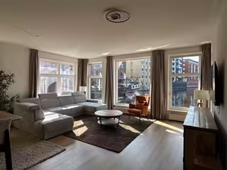 Gemeubileerd 2-slaapkamerappartement met terras