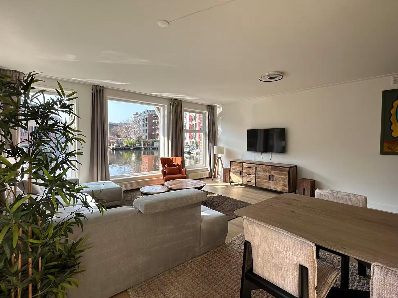 Gemeubileerd 2-slaapkamerappartement met terras - Afbeelding 2