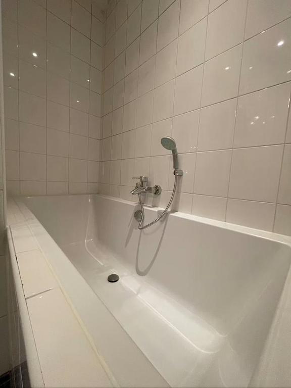 Gemeubileerd 2-slaapkamerappartement met terras - Afbeelding 16