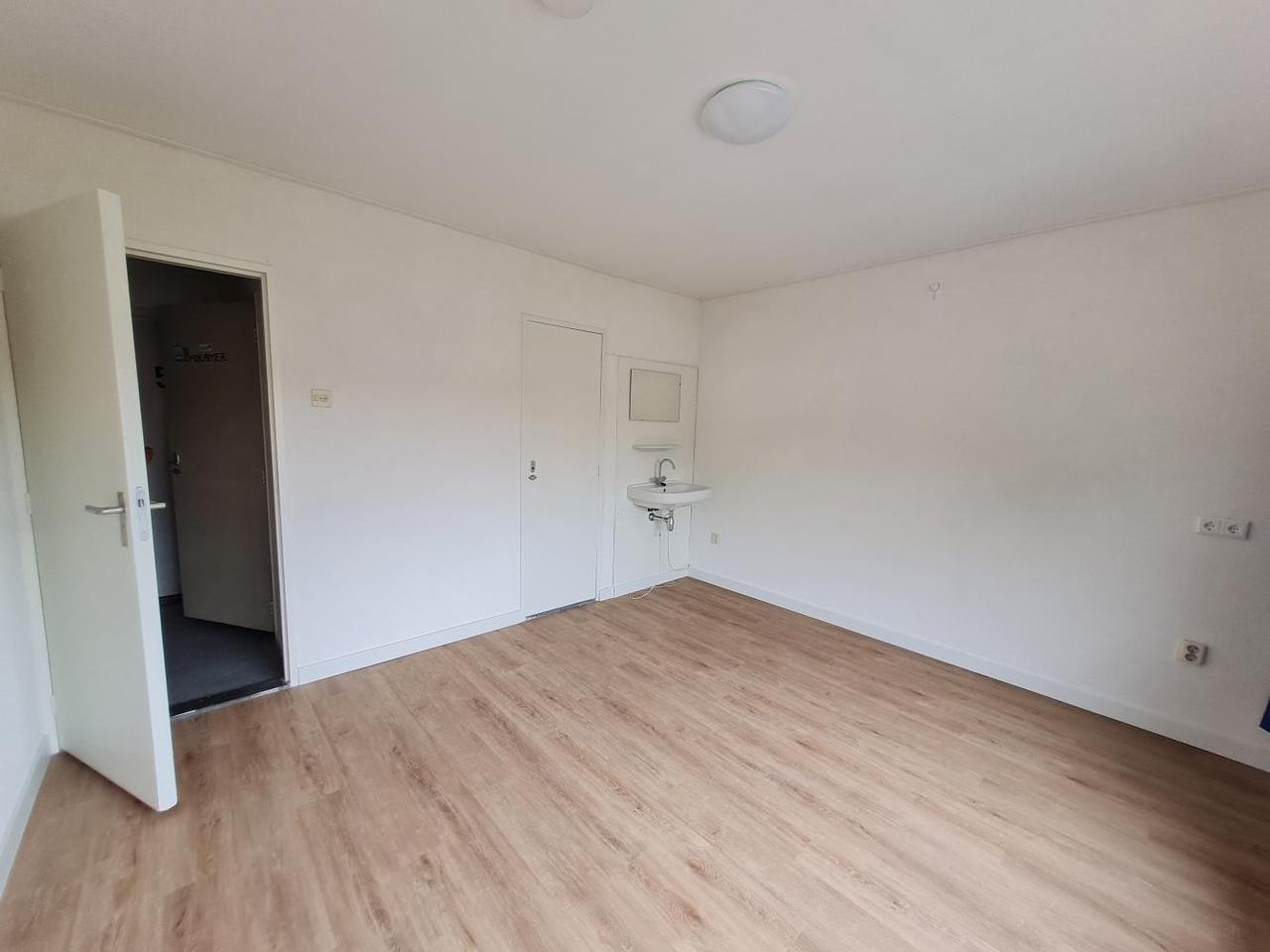 Kamer van 12 m² in Tilburg - Afbeelding 5