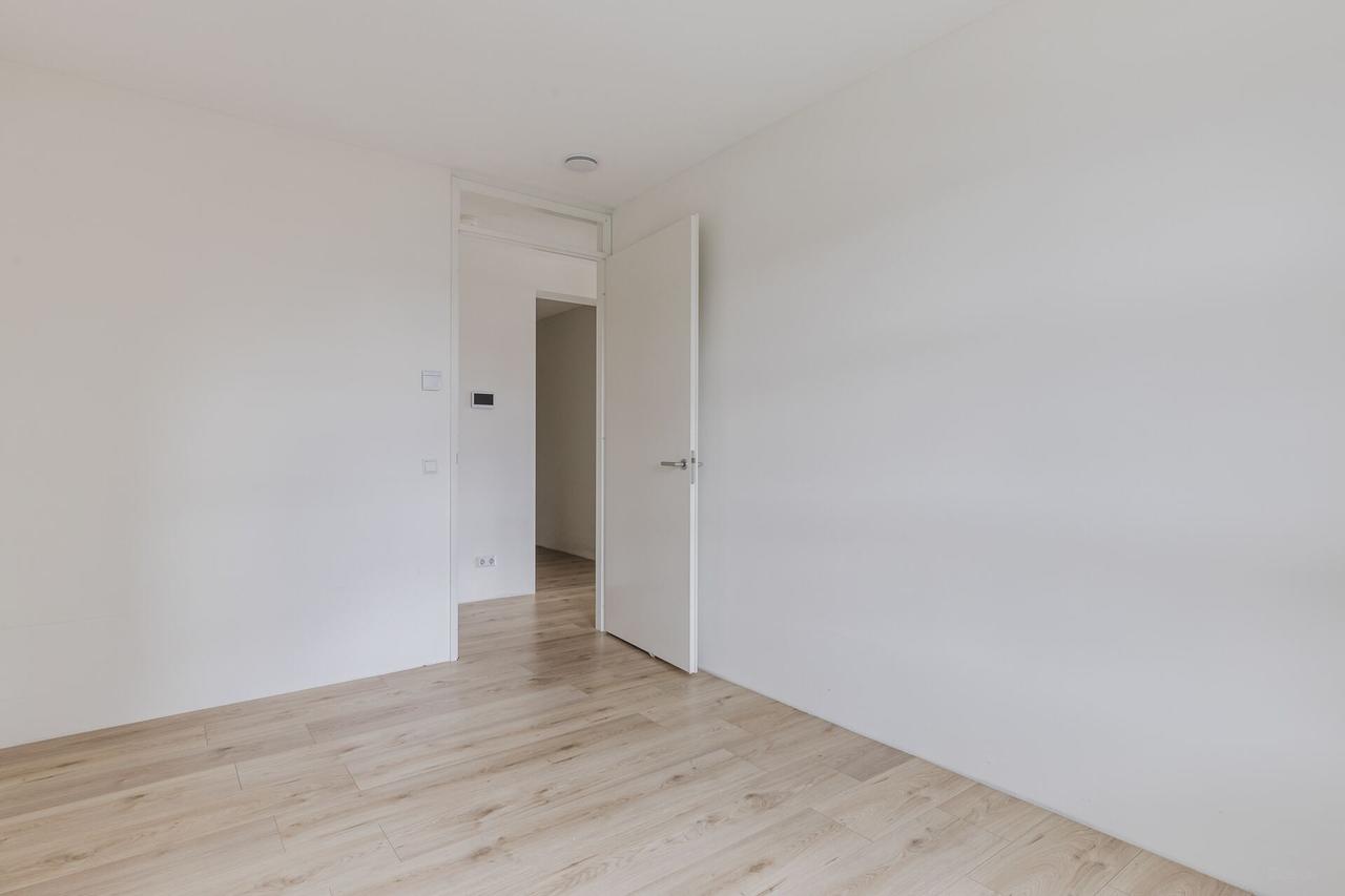 111 m² apartment with parking in Haarlem - Image 7