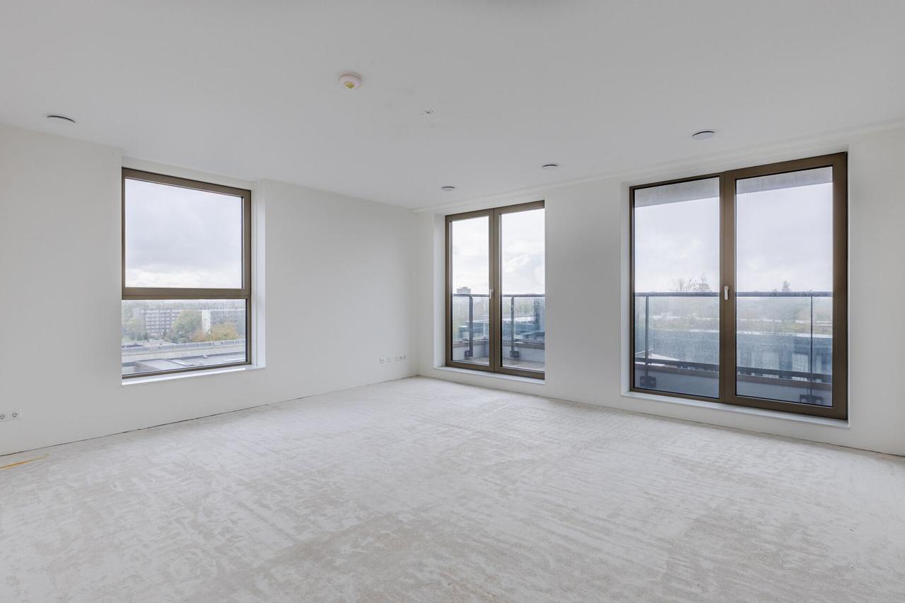 106 m² apartment with balcony and parking space - Image 4