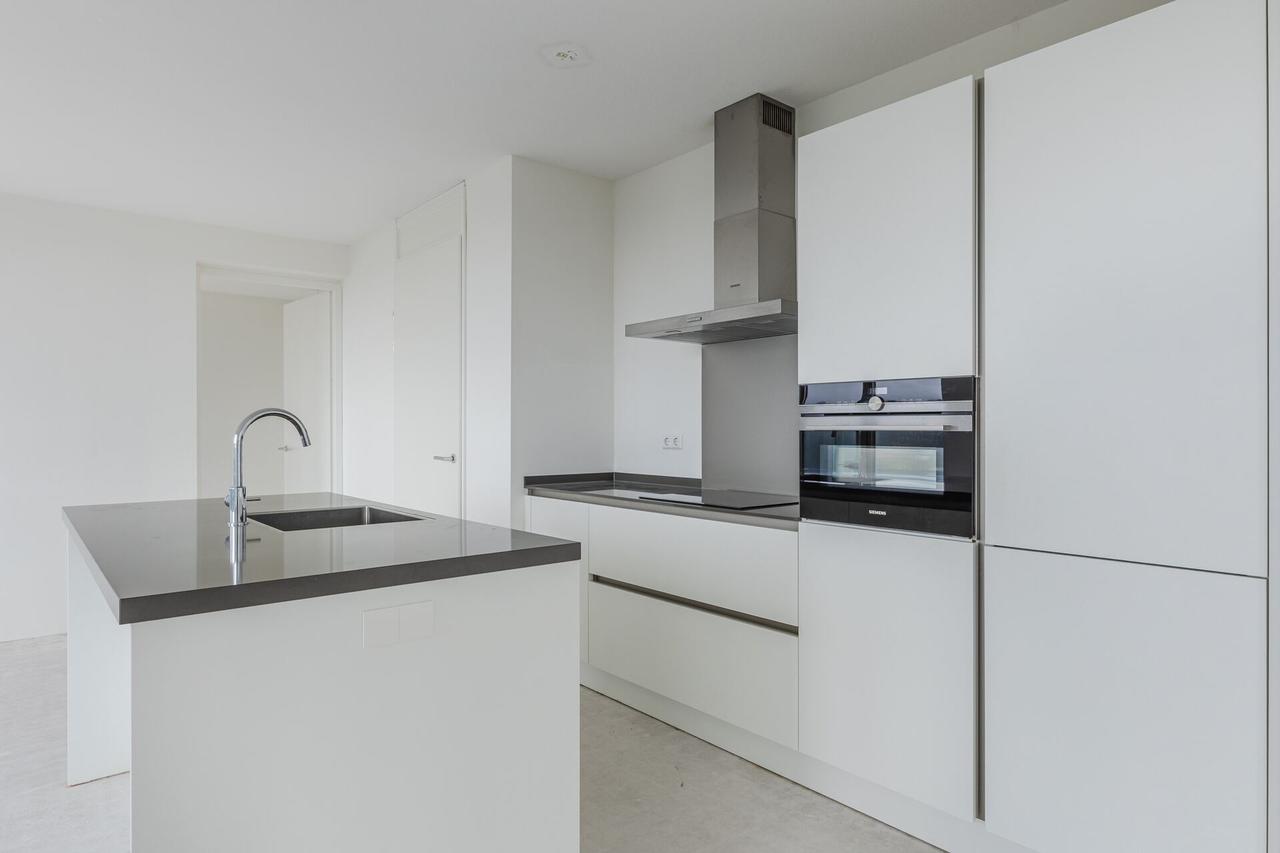 106 m² apartment with balcony and parking space - Image 9