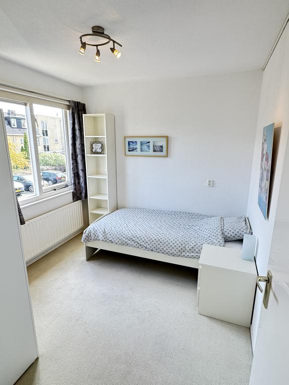 Gemeubileerd huis met tuin in Amstelveen - Afbeelding 7