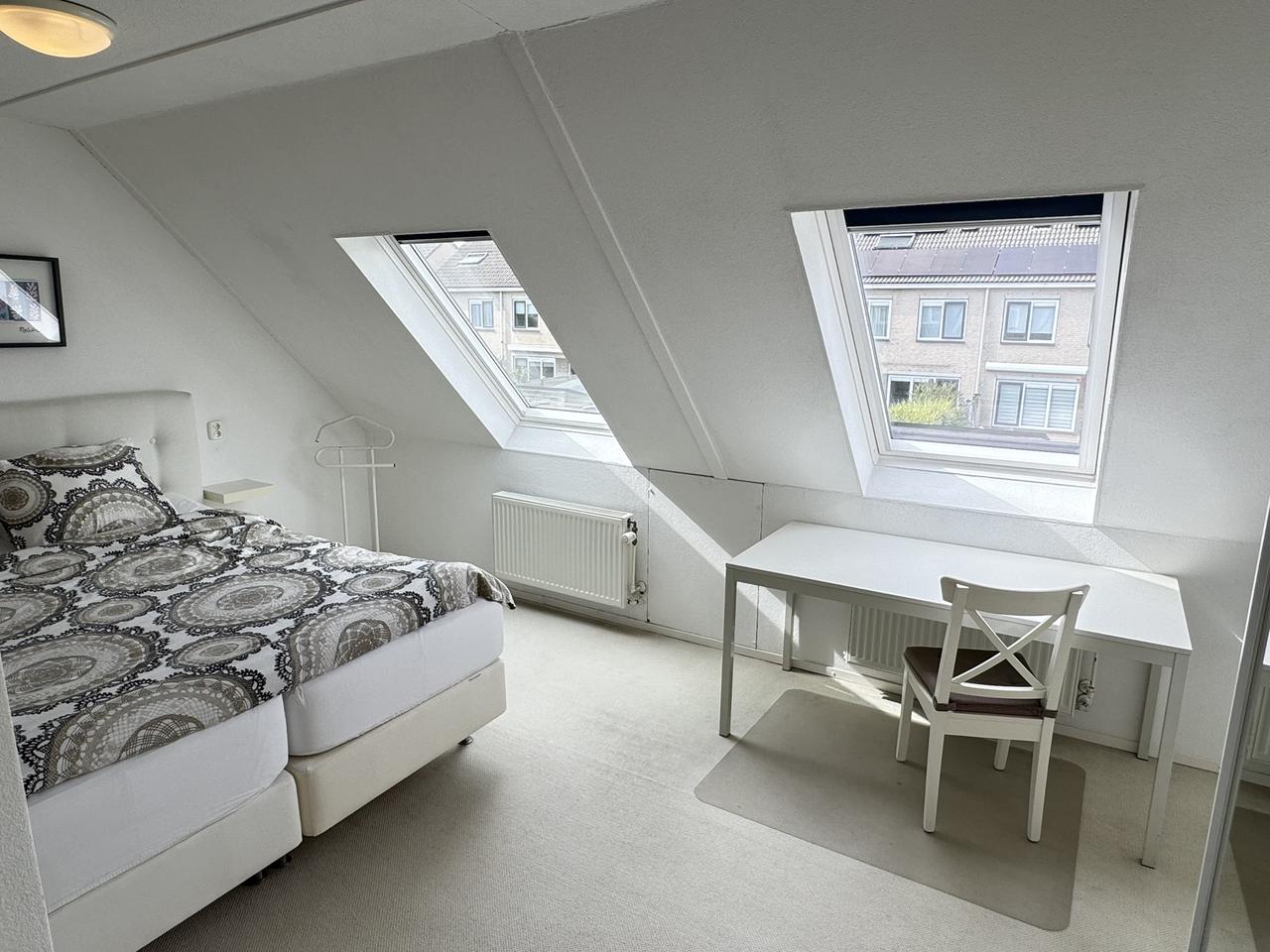 Gemeubileerd huis met tuin in Amstelveen - Afbeelding 9