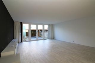 130 m² tussenwoning met 4 slaapkamers - Afbeelding 3