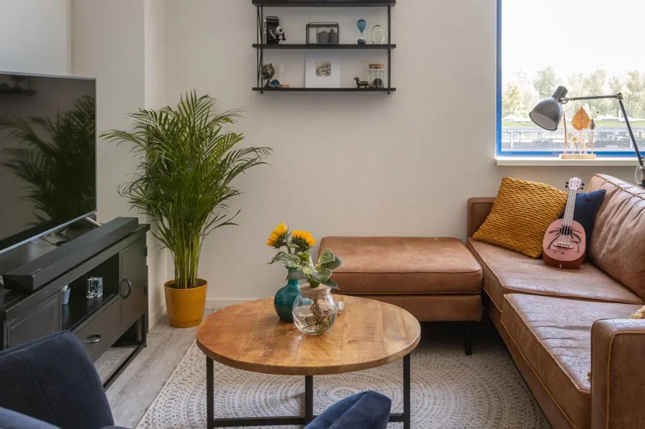 35 m² Studio with Rooftop Terrace - Image 3