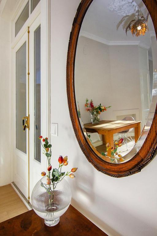 Furnished apartment with private city garden - Image 13