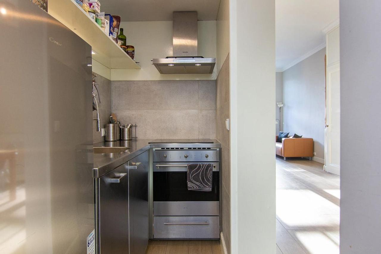 Furnished apartment with private city garden - Image 15