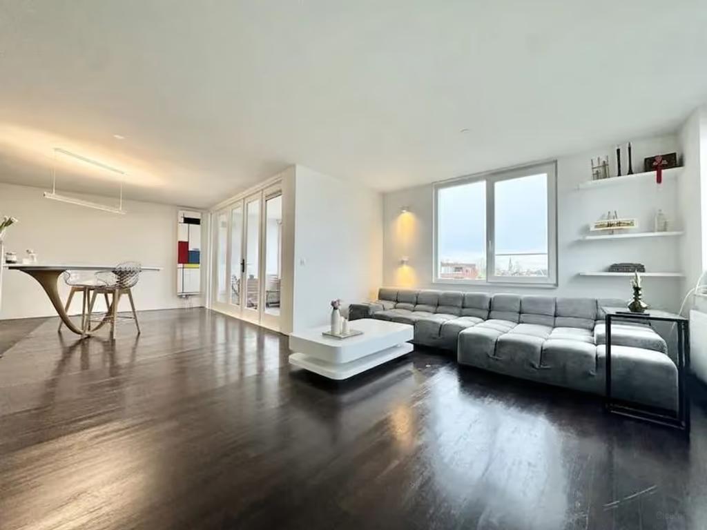 Gemeubileerd 3-kamerappartement in De Pijp - Afbeelding 1