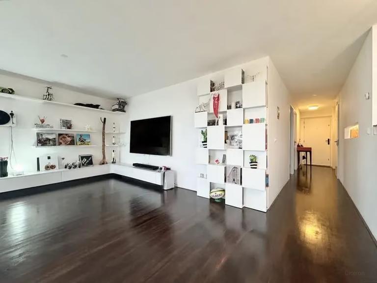 Gemeubileerd 3-kamerappartement in De Pijp - Afbeelding 5