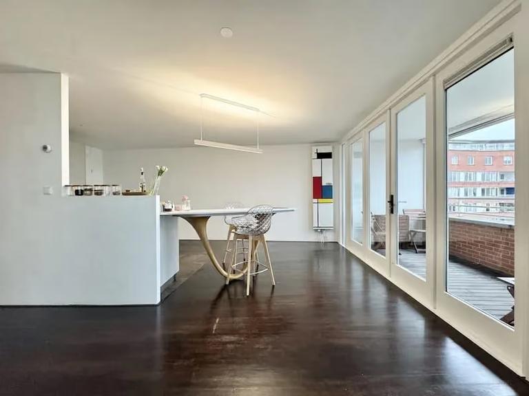 Gemeubileerd 3-kamerappartement in De Pijp - Afbeelding 8