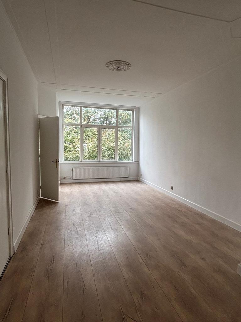 65 m² appartement met werkkamer en balkon - Afbeelding 3