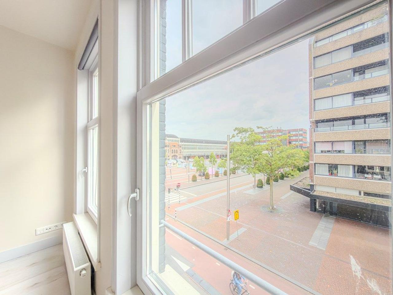 3-Room Apartment Near Haarlem Central - Image 5