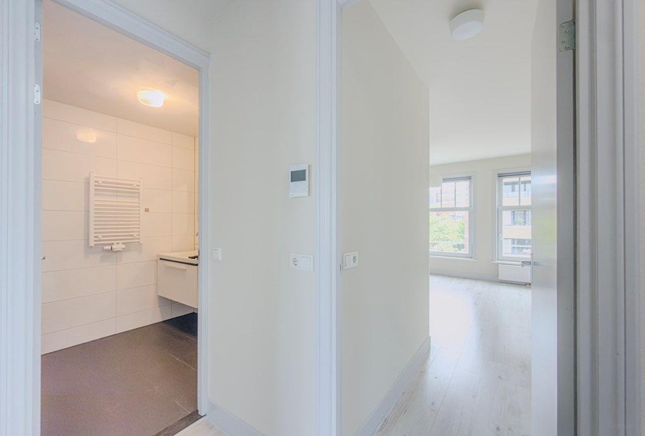 3-Room Apartment Near Haarlem Central - Image 7