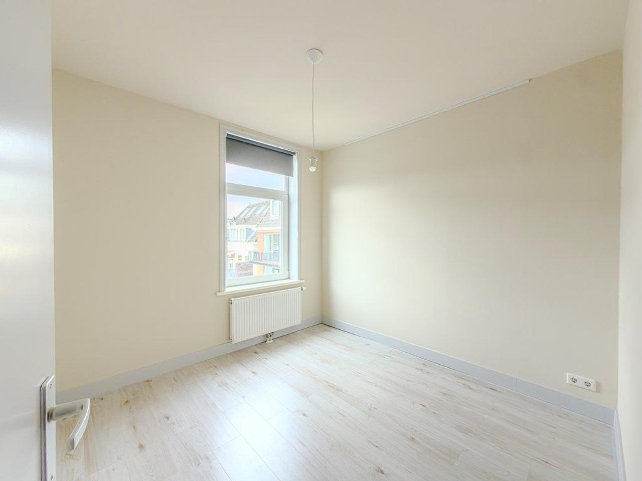 3-Room Apartment Near Haarlem Central - Image 16