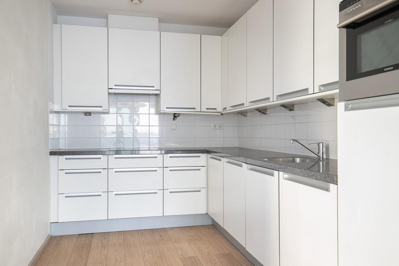 Four-room apartment with Weerwater views - Image 6