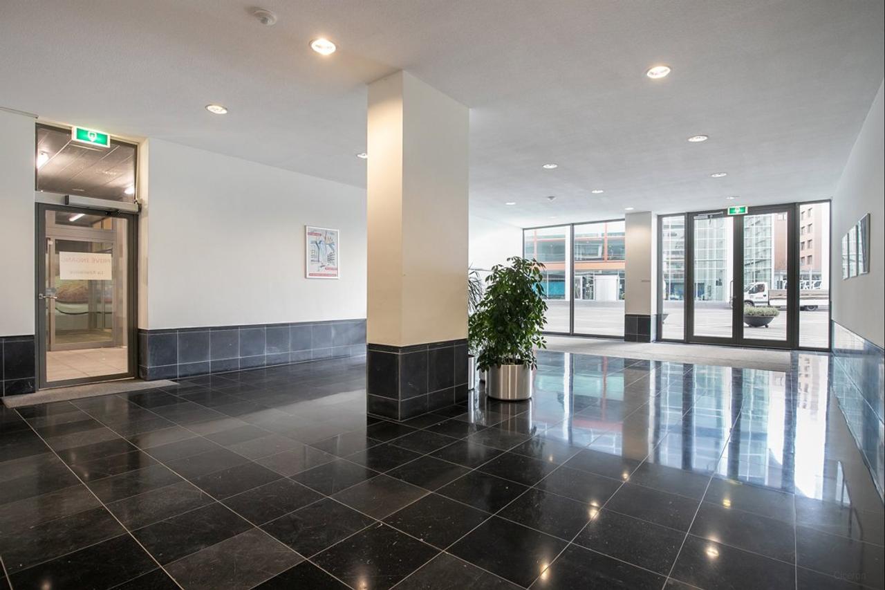 110 m² apartment with loggia in Wyck - Image 12
