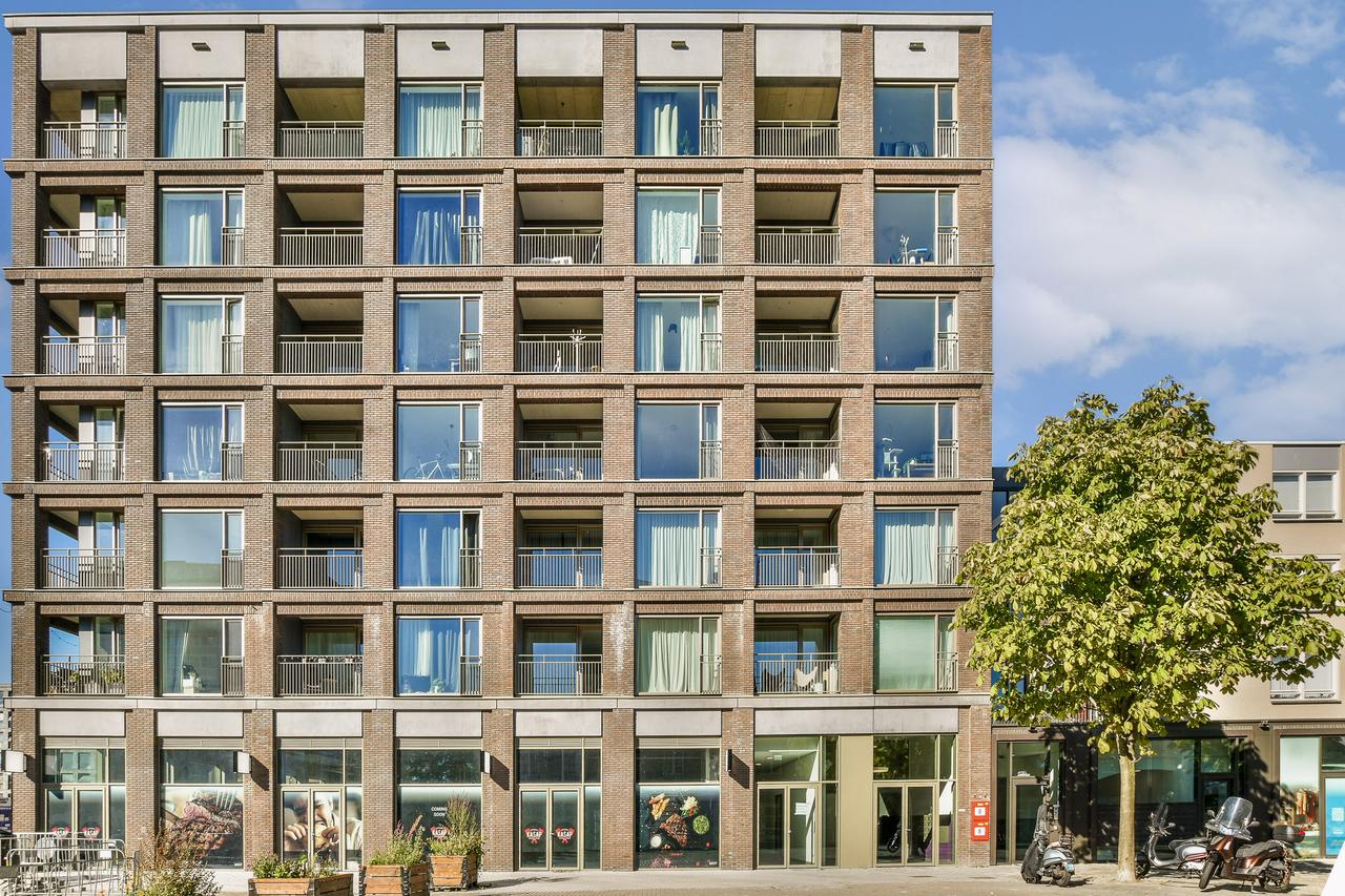 59 m² appartement met balkon in Osdorp - Afbeelding 1