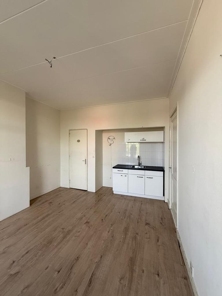 Studio with Bedroom in Central Meppel - Image 2
