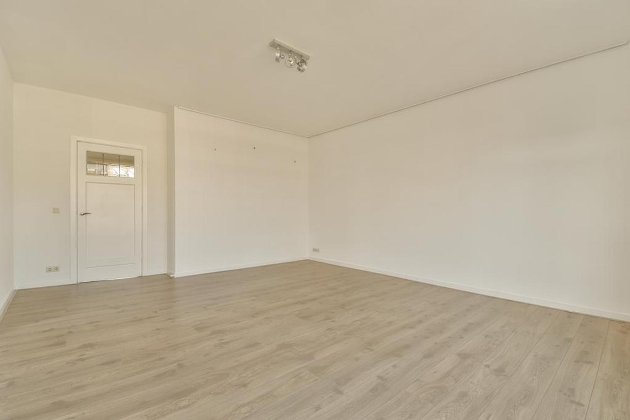 140 m² appartement met balkon in Oud-Zuid - Afbeelding 9