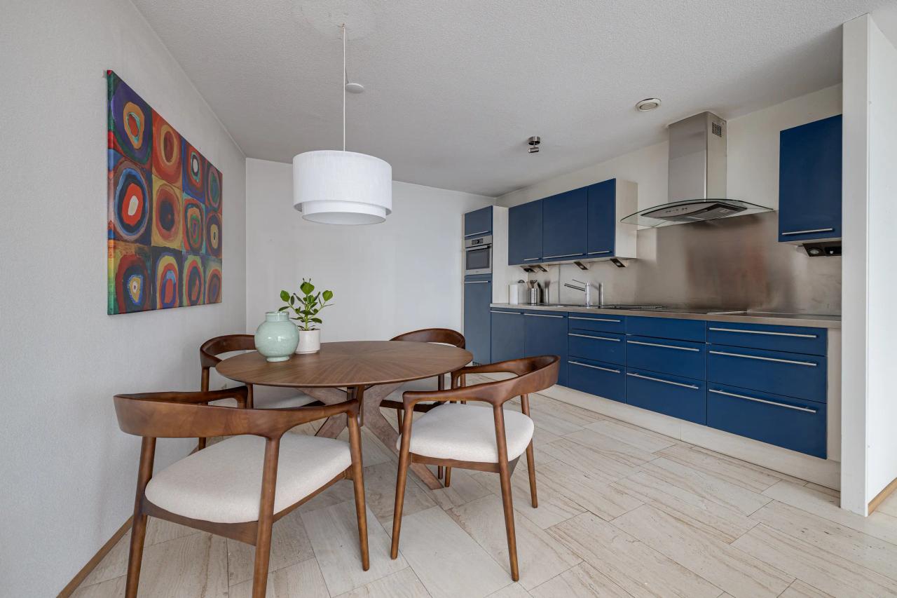 Gemeubileerd 3-kamerappartement op 17e etage - Afbeelding 2