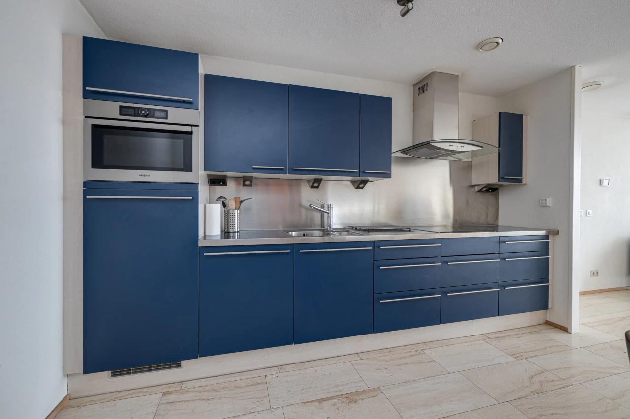 Gemeubileerd 3-kamerappartement op 17e etage - Afbeelding 7