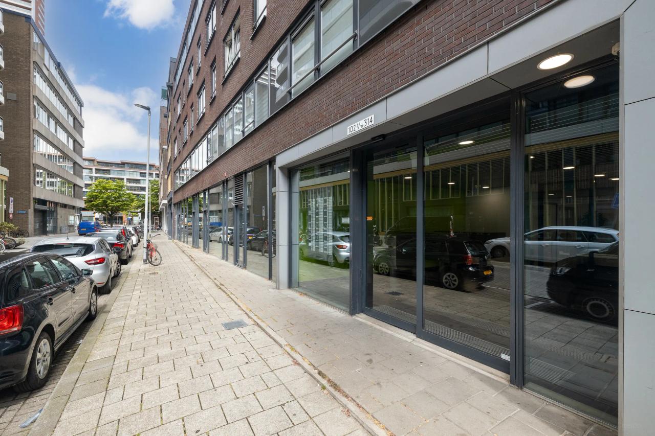 Gemeubileerd 3-kamerappartement op 17e etage - Afbeelding 17