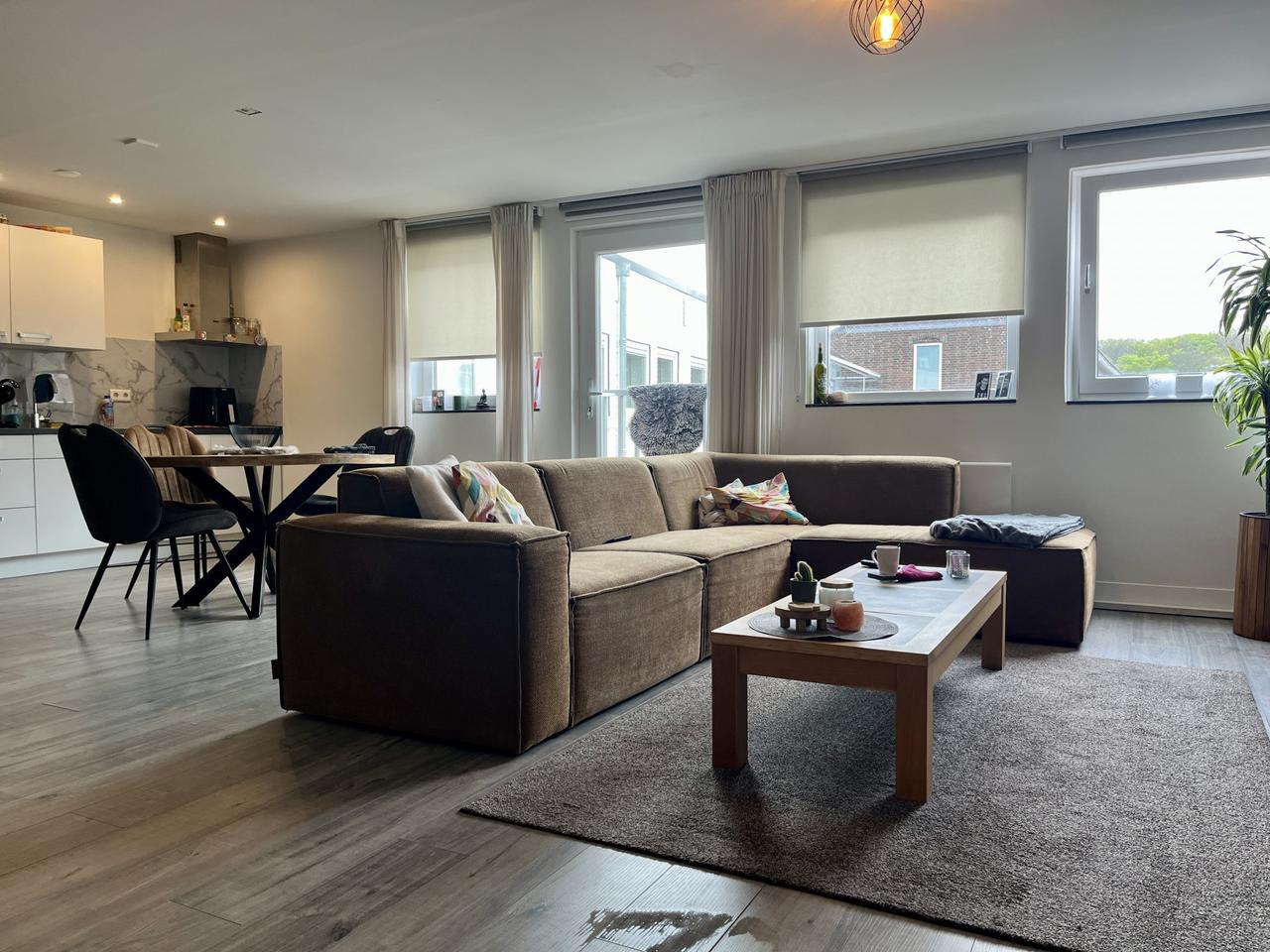 115 m² appartement met 2 slaapkamers - Afbeelding 2