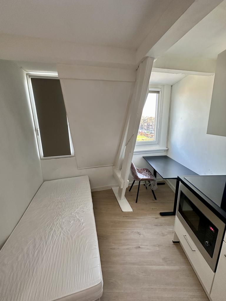 Gemeubileerde studio met internet in Enschede - Afbeelding 2