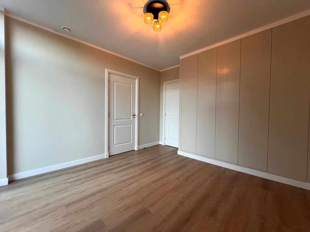 A++ Apartment with Balcony in Zeeheldenkwartier - Image 8