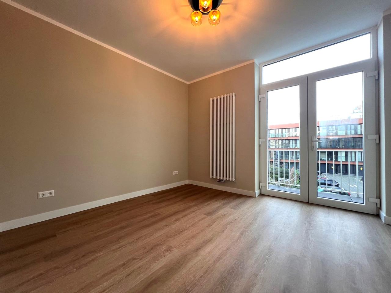 A++ Apartment with Balcony in Zeeheldenkwartier - Image 9